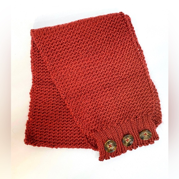 NWT Hand Knit Deep Red Convertible Scarf with Button Detail One Size Fits Most - Picture 2 of 9
